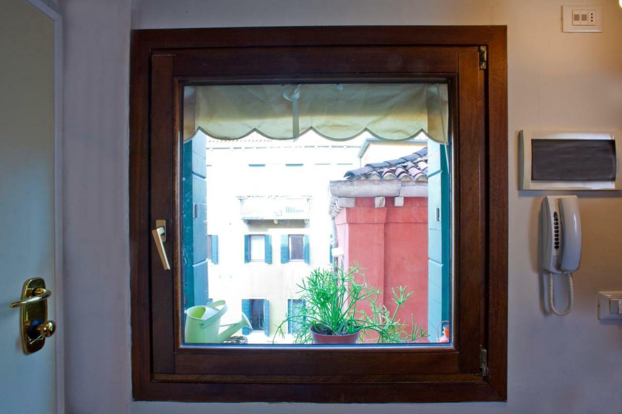Apartmán Al Mezzanino, Palazzo Torniello Benátky Exteriér fotografie
