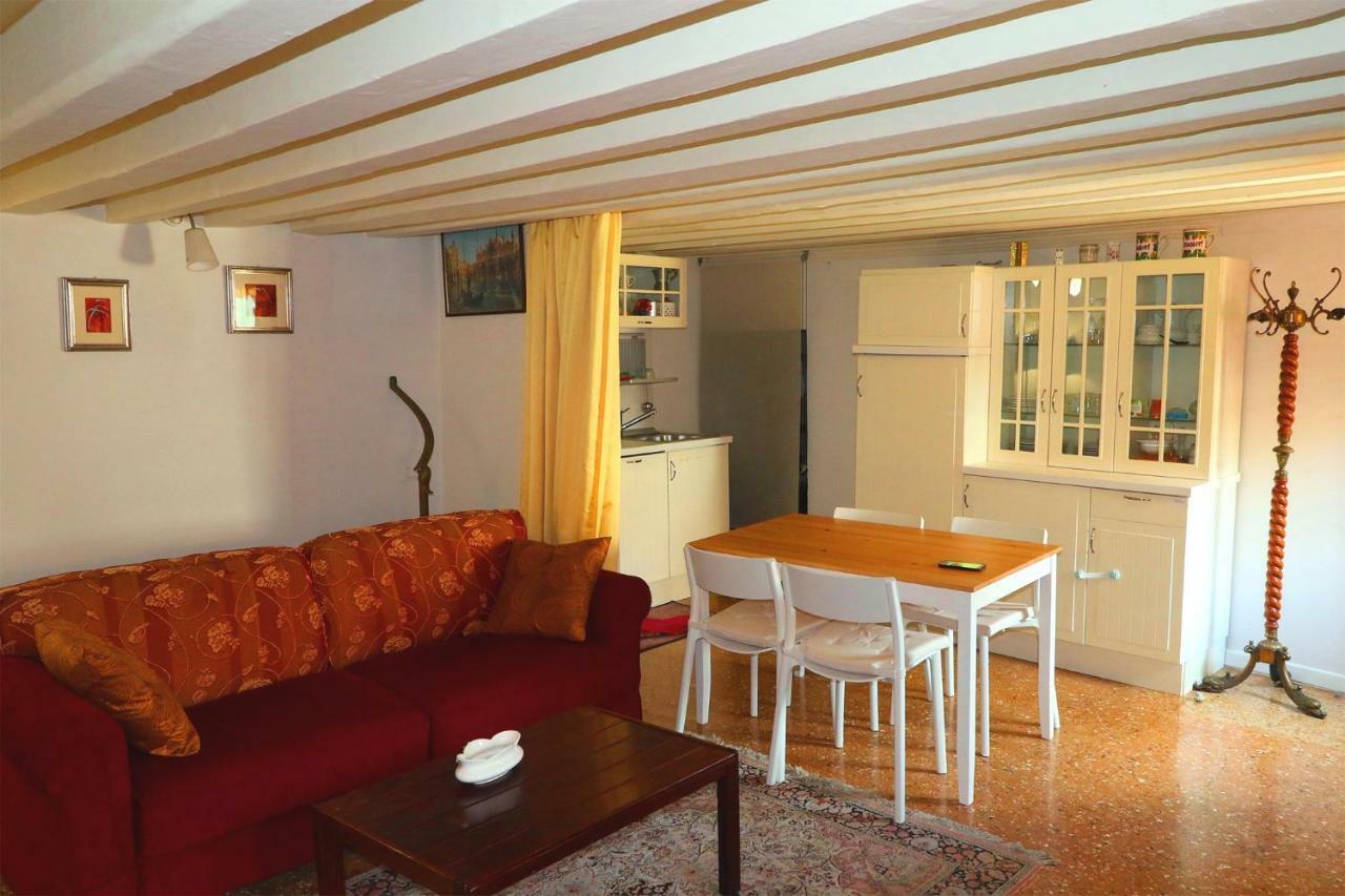 Apartmán Al Mezzanino, Palazzo Torniello Benátky Exteriér fotografie