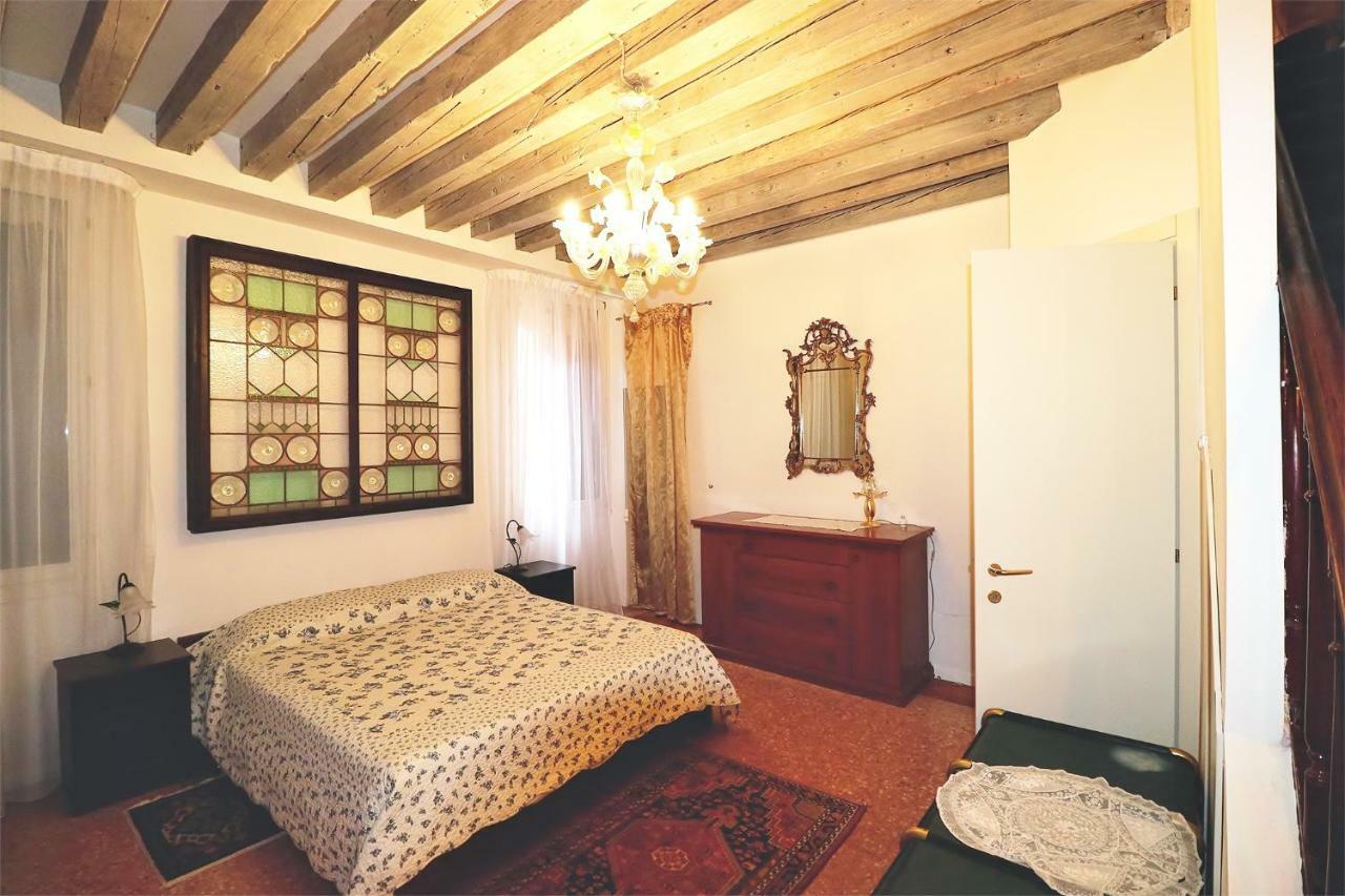 Apartmán Al Mezzanino, Palazzo Torniello Benátky Exteriér fotografie